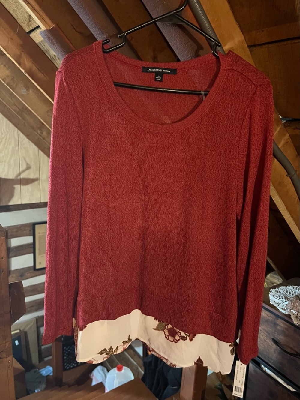 Zac & Rachel NWT Lightweight Pullover Shirt Top Blouse Floral Back Petite Sz PL